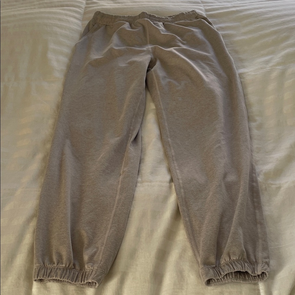Vuori Oatmeal Color Track Pants